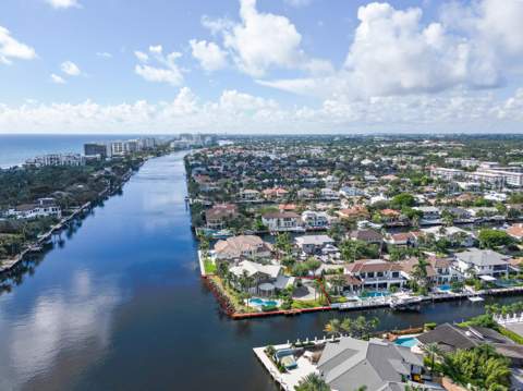 975 Dogwood Drive, Delray Beach FL - photo 9 of 32