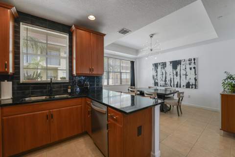 2548 Gardens Parkway, Palm Beach Gardens FL - photo 22 of 58