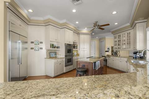 975 Dogwood Drive, Delray Beach FL - photo 15 of 32