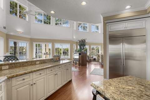 975 Dogwood Drive, Delray Beach FL - photo 17 of 32