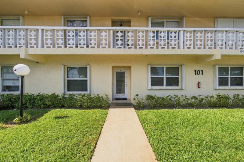 2 bedroom Condominium at 1541 NW 18th #102, Pines Of Delray North Condo, Delray Beach — photo 4