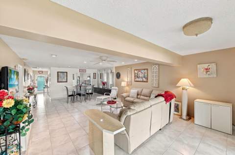 1541 NW 18th #102, Delray Beach FL - photo 9 of 53