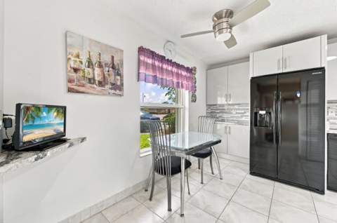 1541 NW 18th #102, Delray Beach FL - photo 13 of 53