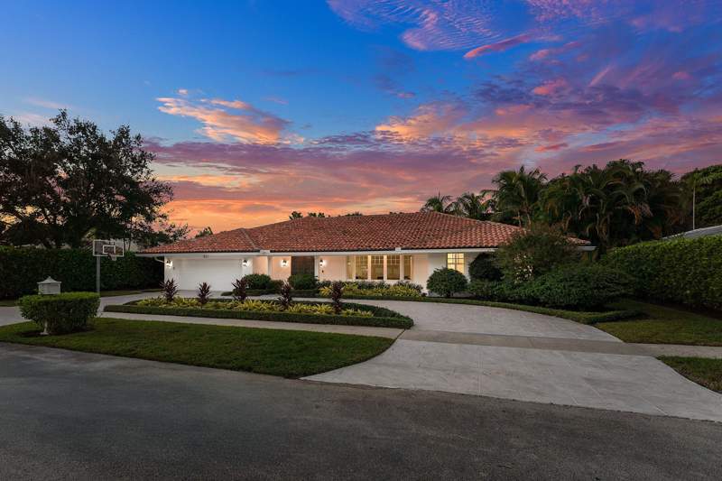 4 bedroom Single Family Residence at 821 SW 15th Street, Palm Beach Farms Co 11, Boca Raton — photo 2