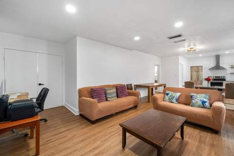 120 NW 4th Avenue, Boynton Beach FL - photo 6 of 38