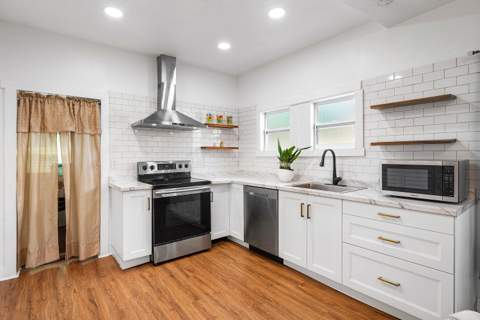 120 NW 4th Avenue, Boynton Beach FL - photo 10 of 38