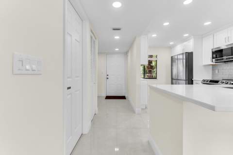 7320 Amberly Lane #208, Delray Beach FL - photo 9 of 64