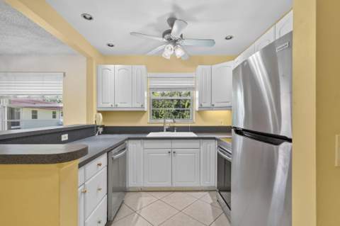 1225 NW 21st Street #32-3208, Stuart FL - photo 6 of 42