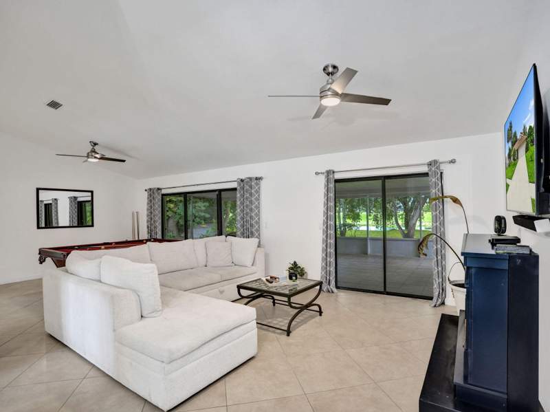 3 bedroom Single Family Residence at 5713 Adair Way, Lakes of Lantana Phase 1A, Lake Worth — photo 3