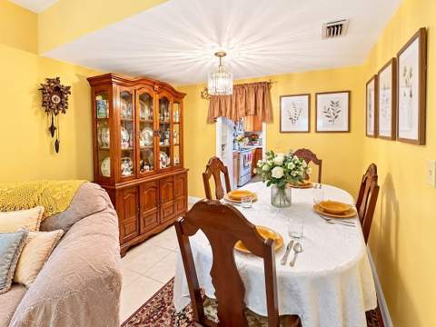 5846 Blueberry Court #69, Lauderhill FL - photo 6 of 10