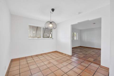 410 NE 36th Street, Boca Raton FL - photo 8 of 25