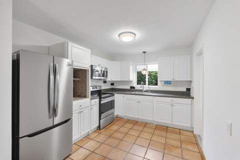 410 NE 36th Street, Boca Raton FL - photo 11 of 25