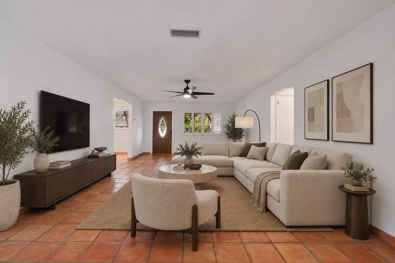 2 bedroom Single Family Residence at 410 NE 36th Street, Villa Rica, Boca Raton — photo 3
