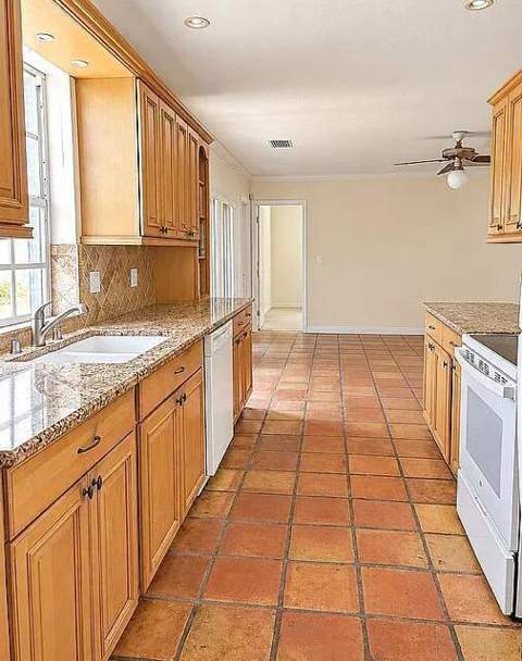 336 Tequesta Drive, Jupiter FL - photo 7 of 10