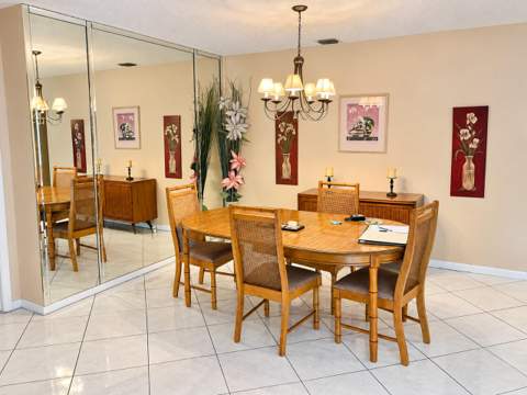 5253 Brisata Circle #F, Boynton Beach FL - photo 6 of 32