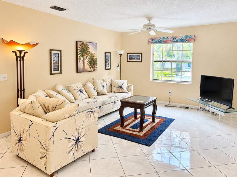 3 bedroom Condominium at 5253 Brisata Circle #F, Lucente Village A & B Condo, Boynton Beach — photo 4