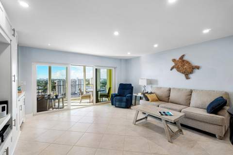 220 MacFarlane Drive #Ph4-S, Delray Beach FL - photo 13 of 54