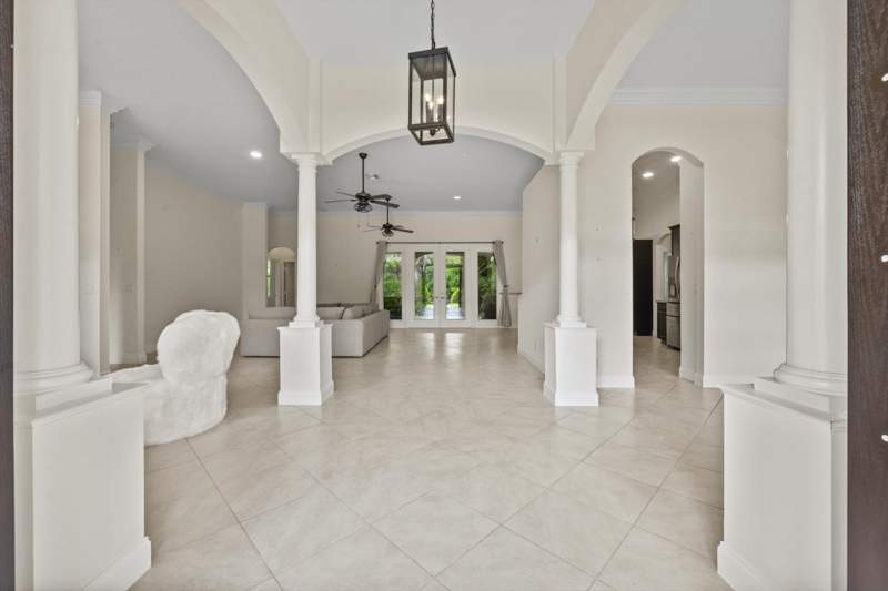 4 bedroom Single Family Residence at 19986 Black Falcon Road, Deer Run, Loxahatchee — photo 3