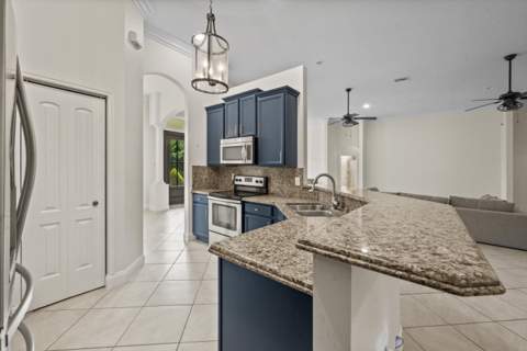 19986 Black Falcon Road, Loxahatchee FL - photo 10 of 40