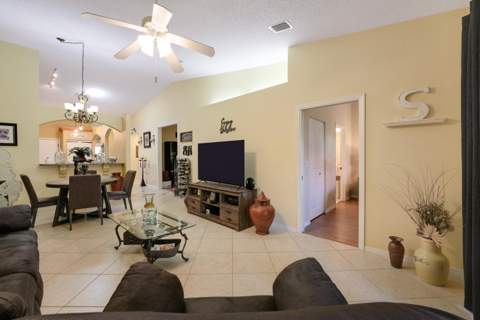8076 Cormyour Way, Boynton Beach FL - photo 11 of 16