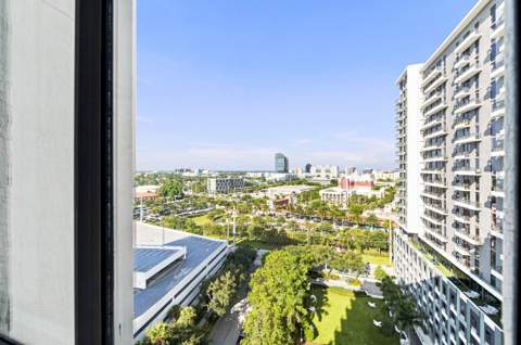 300 S Australian Avenue #1404, West Palm Beach FL - photo 18 of 33