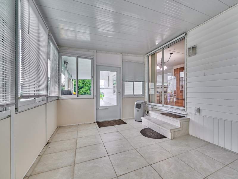 2 bedroom Manufactured Home at 8421 SE Skylark Avenue, Ridgeway, Hobe Sound — photo 4