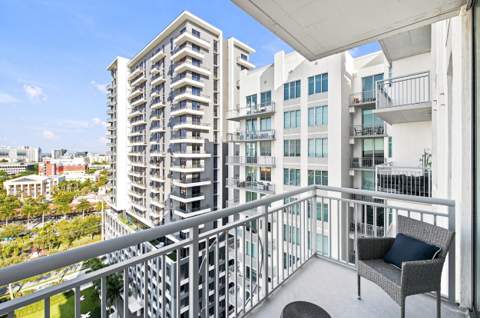 300 S Australian Avenue #1404, West Palm Beach FL - photo 9 of 33