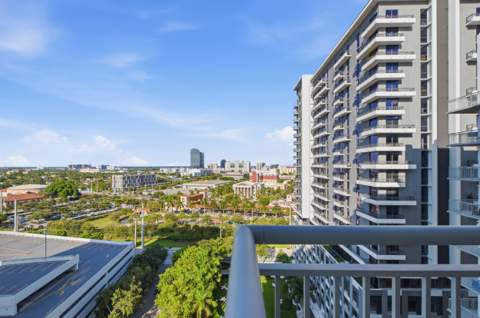 300 S Australian Avenue #1404, West Palm Beach FL - photo 10 of 33