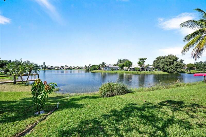 4 bedroom Single Family Residence at 7639 Northtree Club Drive, Hidden Lakes At Northtree, Greenacres — photo 5