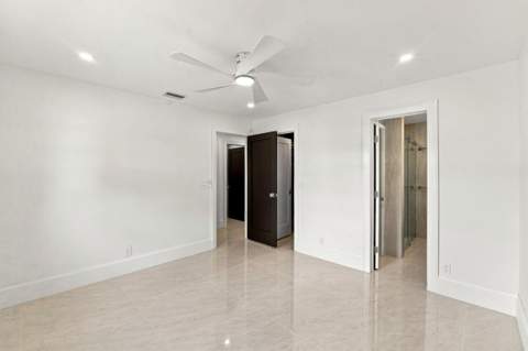 2021 SW 18th Drive, Boynton Beach FL - photo 18 of 35