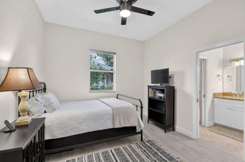 6548 Rock Creek Drive, Lake Worth FL - photo 21 of 25