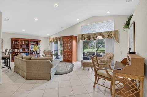 6552 Lucaya Avenue, Boynton Beach FL - photo 9 of 84