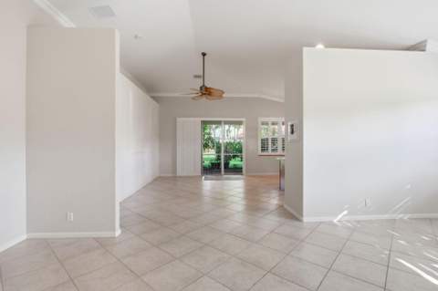9299 Sapphire Cove Drive, West Palm Beach FL - photo 9 of 56