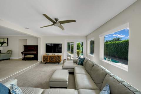 5961 NE 22nd Way, Fort Lauderdale FL - photo 18 of 55