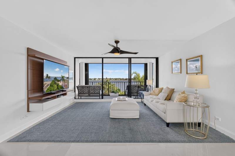 2 bedroom Condominium at 130 Lakeshore #323, Old Port Cove Condo Two, North Palm Beach — photo 4