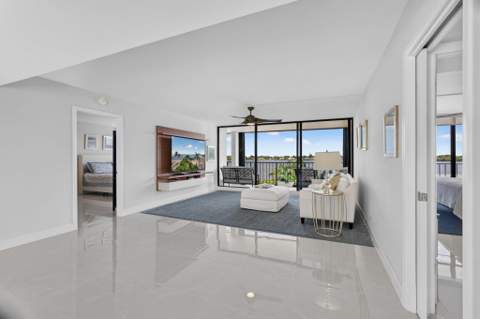 130 Lakeshore #323, North Palm Beach FL - photo 12 of 39