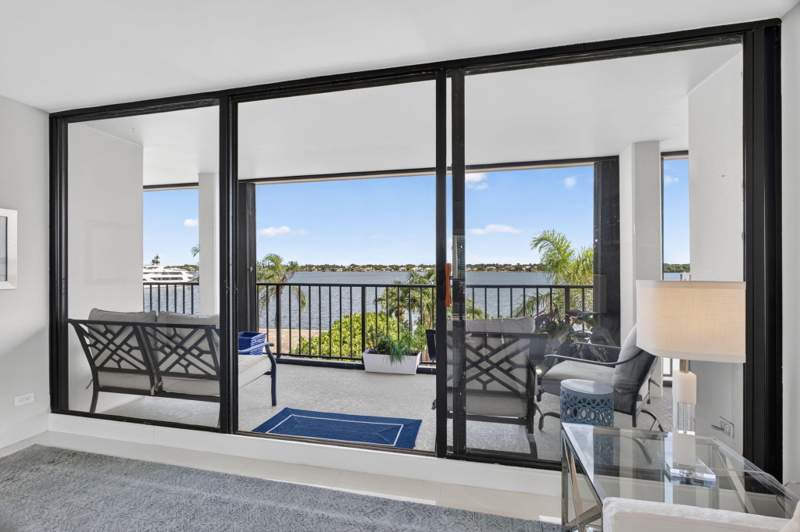 2 bedroom Condominium at 130 Lakeshore #323, Old Port Cove Condo Two, North Palm Beach — photo 2