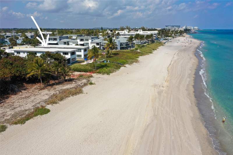 2 bedroom Stock Cooperative at 1187 Hillsboro Mile #9E, Virginia Kaye, Hillsboro Beach — photo 5