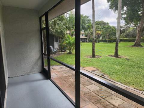 9885 Riverside Drive, Coral Springs FL - photo 11 of 25