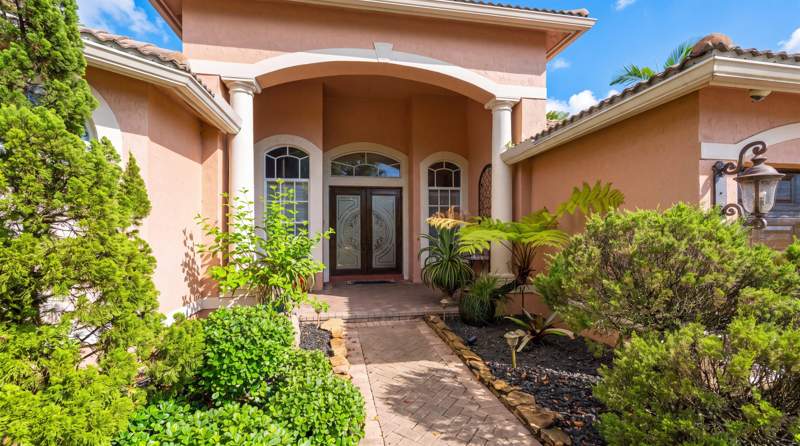 4 bedroom Single Family Residence at 4916 Forest Dale Drive, South Road Pud, Lake Worth — photo 3