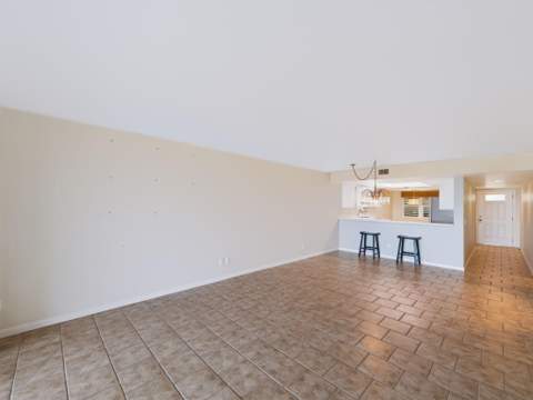 529 NE Plantation Road #105, Stuart FL - photo 14 of 36