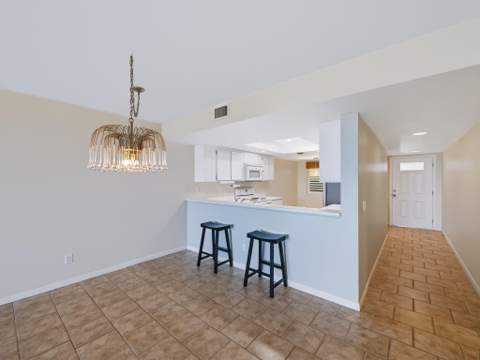 529 NE Plantation Road #105, Stuart FL - photo 16 of 36