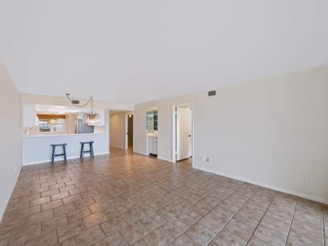 529 NE Plantation Road #105, Stuart FL - photo 15 of 36