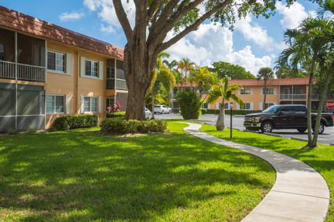 1951 NE 2nd Avenue #I216, Wilton Manors FL - photo 20 of 48