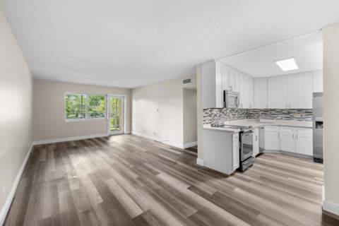 1951 NE 2nd Avenue #I216, Wilton Manors FL - photo 8 of 48