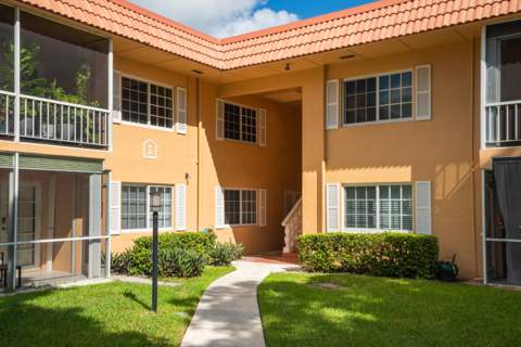 1951 NE 2nd Avenue #I216, Wilton Manors FL - photo 23 of 48