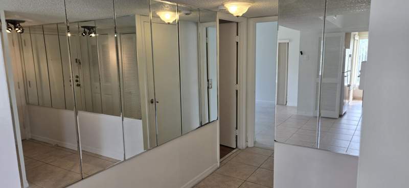 2 bedroom Condominium at 4154 Inverrary Drive #302, Manors Of Inverrary I-2, Lauderhill — photo 2