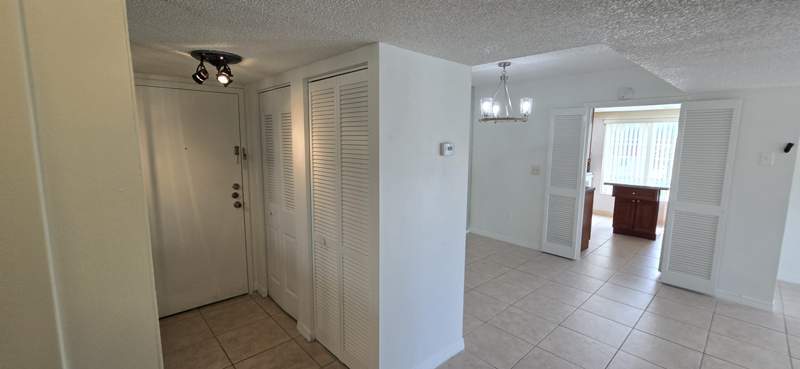 2 bedroom Condominium at 4154 Inverrary Drive #302, Manors Of Inverrary I-2, Lauderhill — photo 4