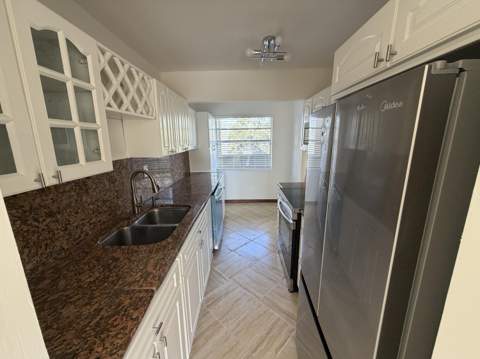 3120 N Pine Island Road #403, Sunrise FL - photo 6 of 15