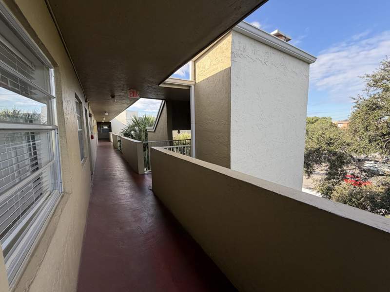 2 bedroom Condominium at 3120 N Pine Island Road #403, Sun Run Condo, Sunrise — photo 3